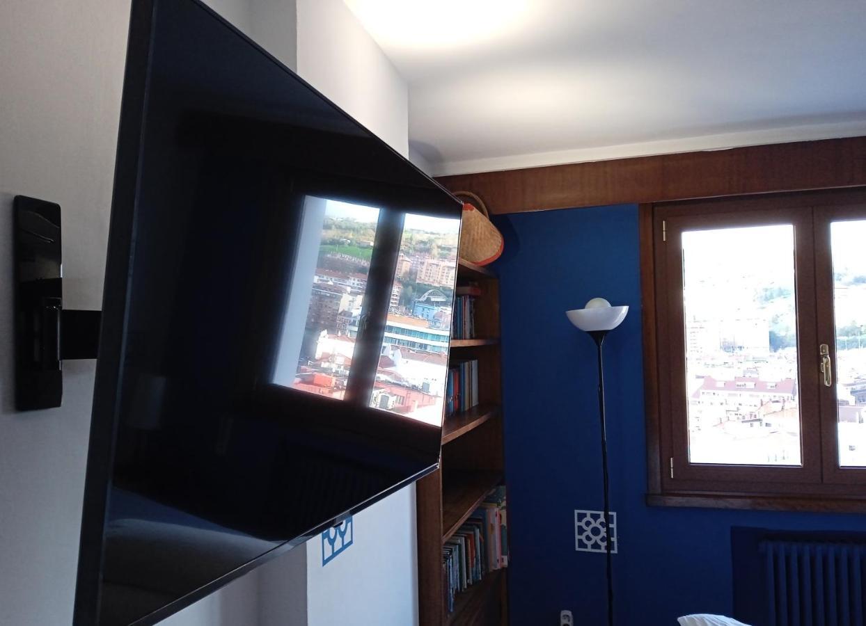 Superviews, Parking 24H Vigilado Incluido Y Netflix En Habitacion Independiente Con Bano Privado En Apartamento Particular, Francais&English Bilbao Eksteriør billede